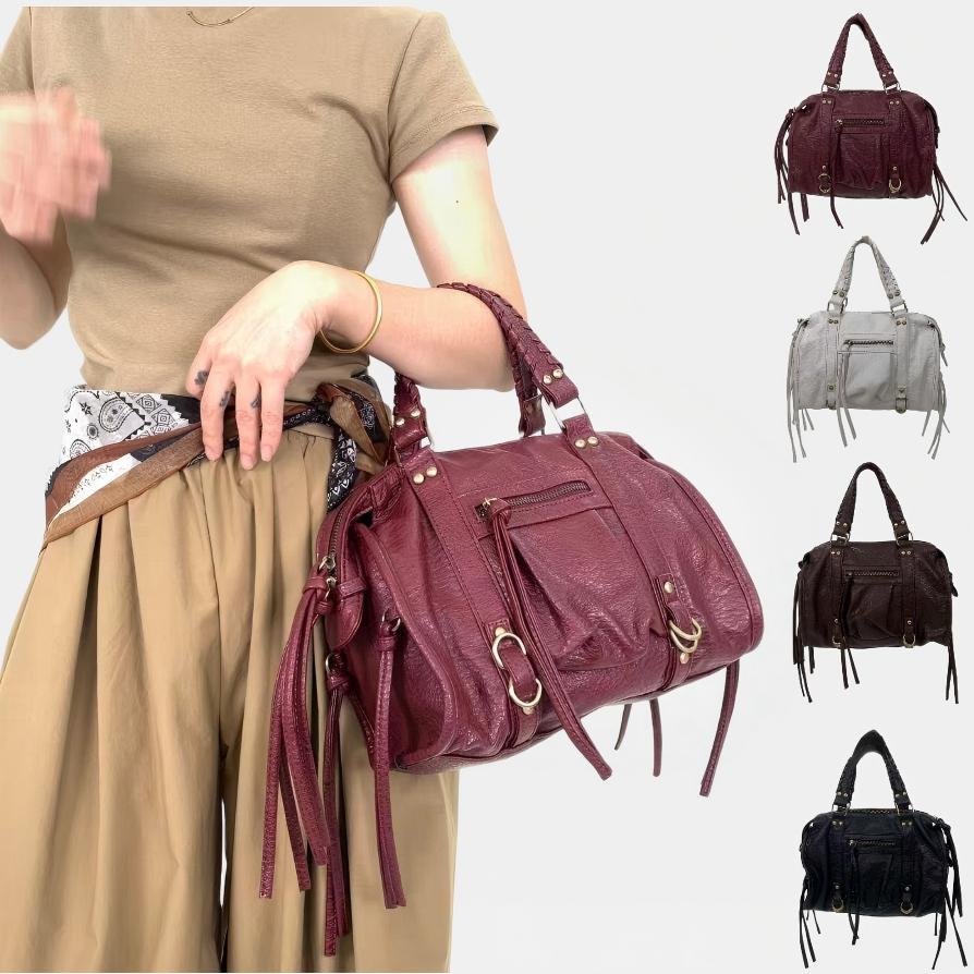 Interior Design Vintage Style - Ladies' retro motorcycle handbag, wasteland style