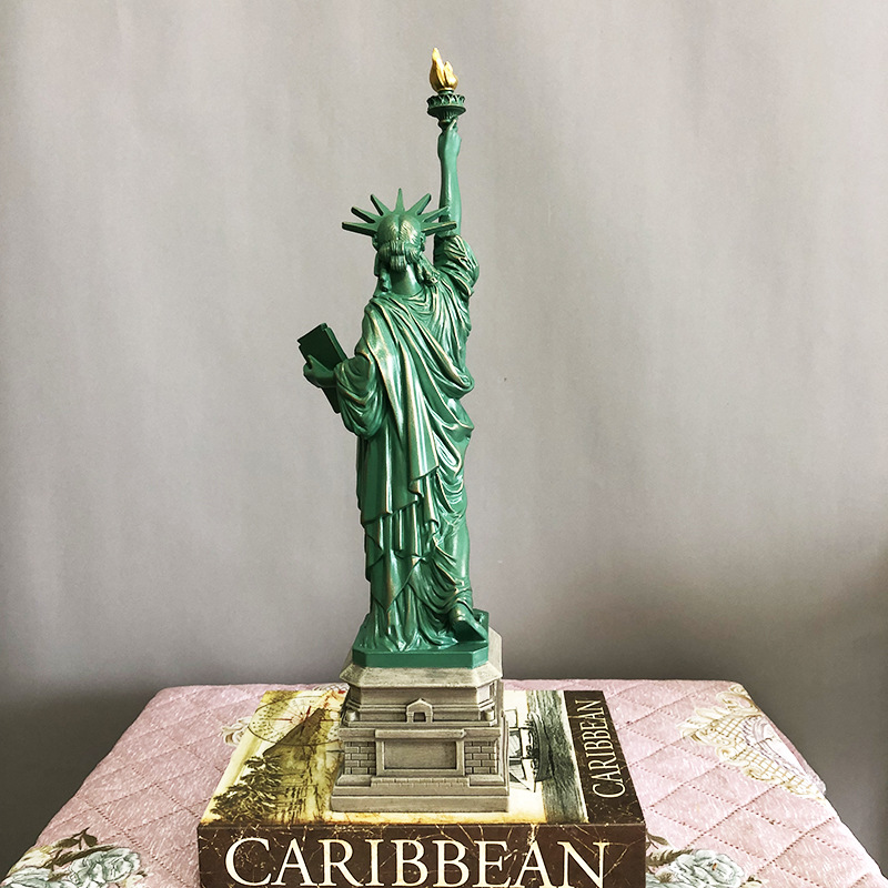 ERMAKOVA Statue of Liberty Mod - Interior Design New York recension och pris